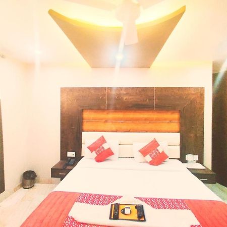 Hotel Amour By Rpi นิวเดลี ภายนอก รูปภาพ