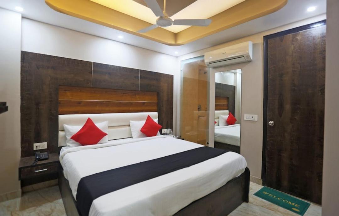 Hotel Amour By Rpi นิวเดลี ภายนอก รูปภาพ